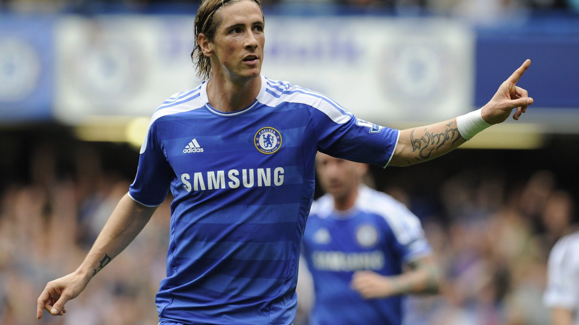 “惊心瞬间：赛场上的火花四溅”